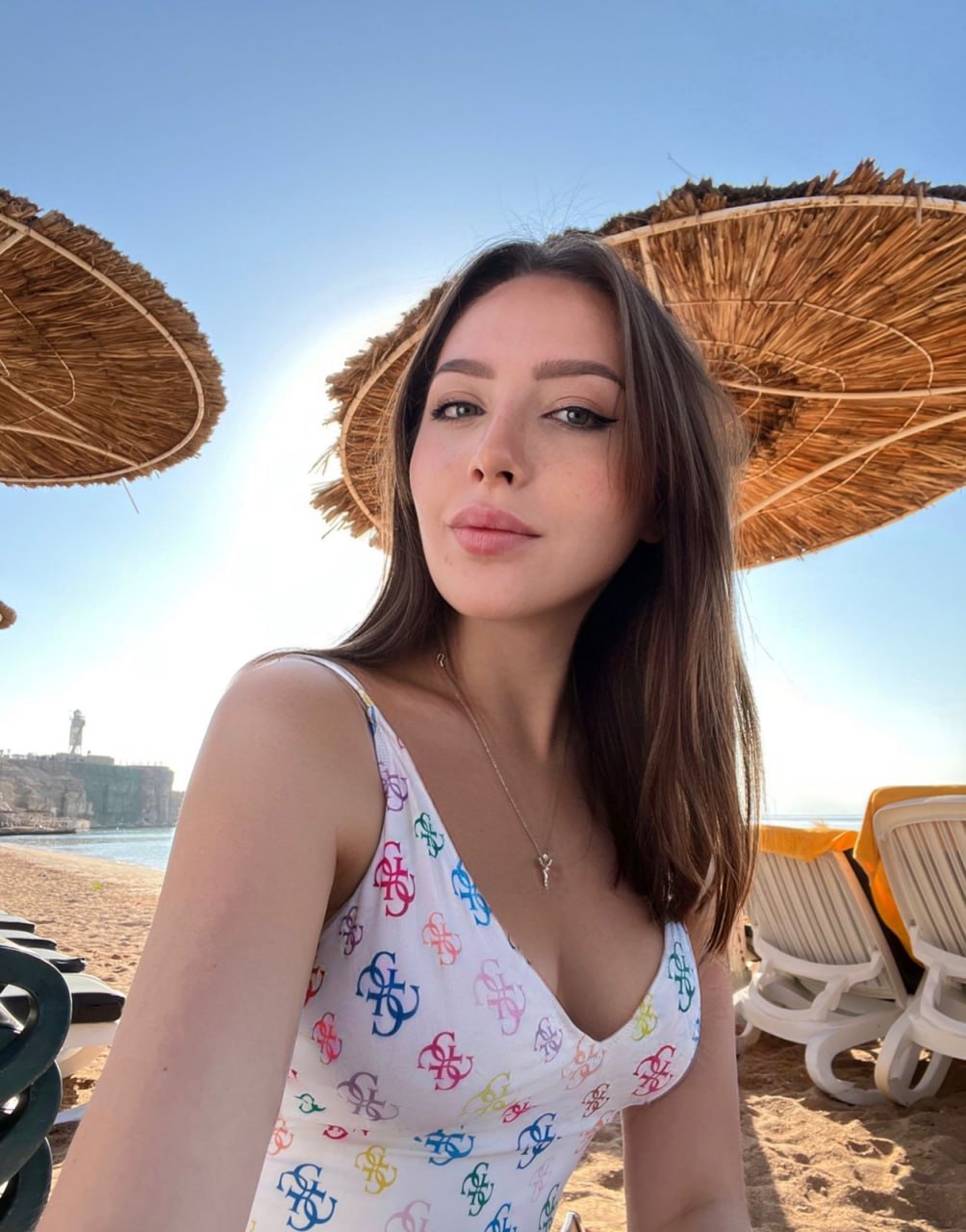 Independent Female Kanpur Escorts | Kanpur Call Girls Services | Curbess