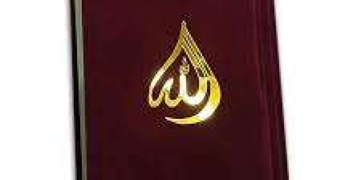 Buy Maroon Velvet Quran – 7 Color Rainbow 16 Line Tajweedi Online in Pakistan | Quraan.pk