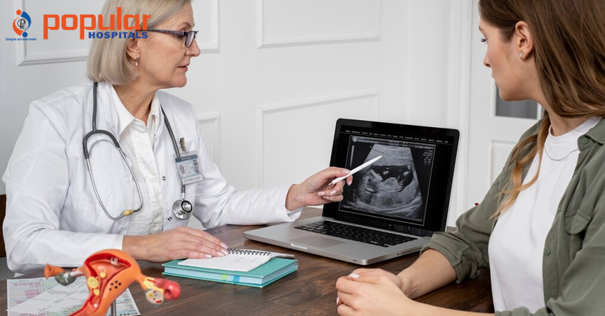 Menopause Management: What Gynaecologist in Varanasi Recommends