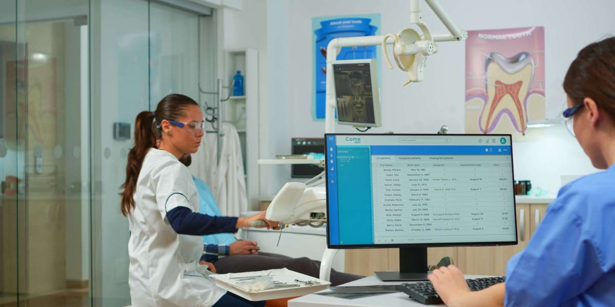 How a Dental Office Website Developer Shapes Your Practice’s Digital Future