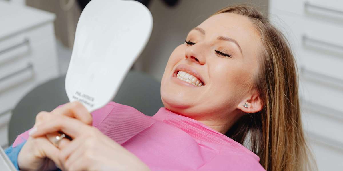 Teeth Whitening in Dubai – Brighten Your Smile with Pearl Dental Clinics