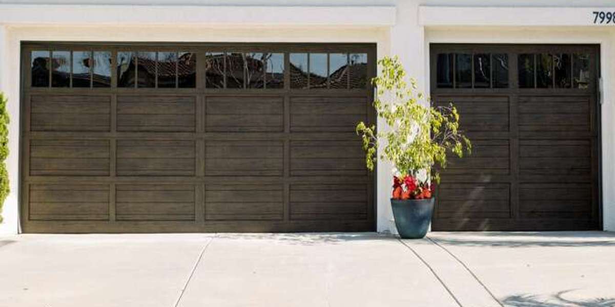 Expert Commercial Door Service – DoorDorks Has You Covered
