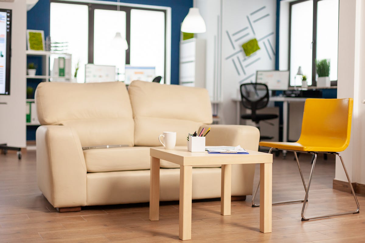 How to Mix and Match Used Office Furniture for a Designer Look on a Budget? | by Clear Choice Office Solutions | Oct, 2025 | Medium