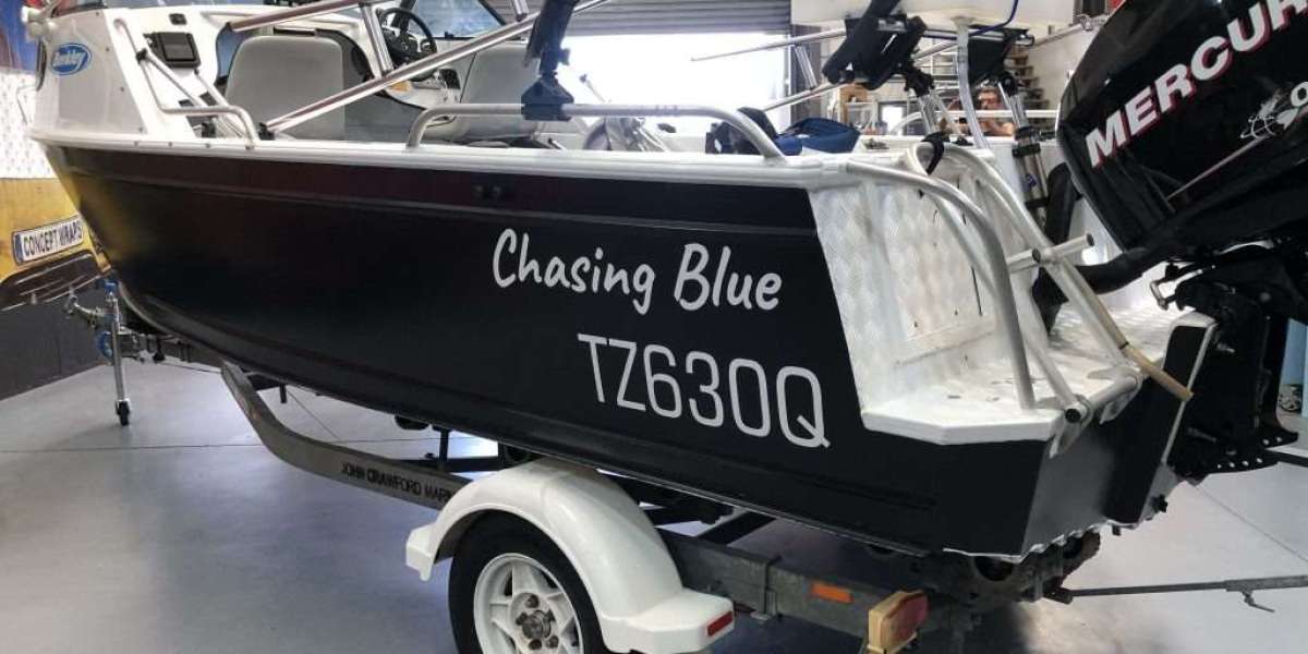 Durable and Eye-Catching Boat Wrap Brisbane Services