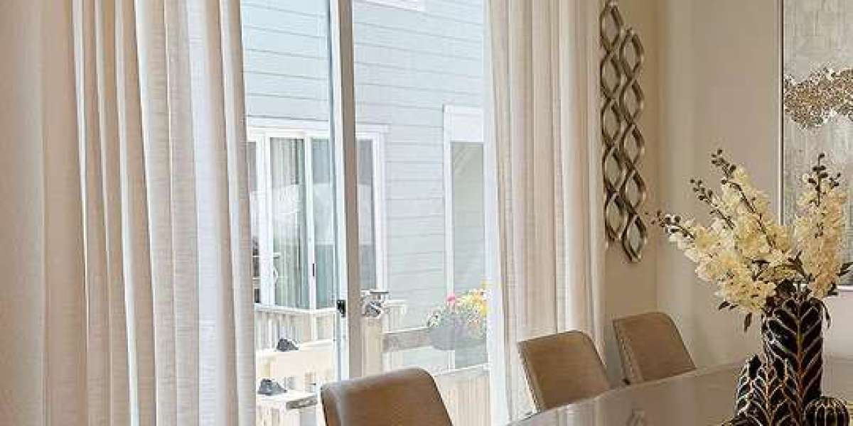 Linen Blinds: Natural Texture, Soft Control, and Effortless Elegance for Modern Interiors