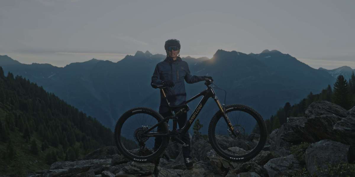 Bicicletas eléctricas de montaña: explorando senderos con más libertad y control