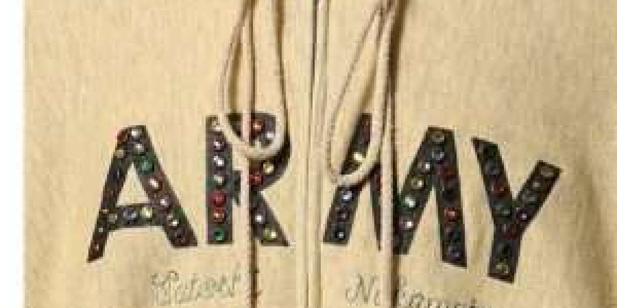 Revolutionary Clothing Apparel for the Digital Age Redefining Modern Fashion