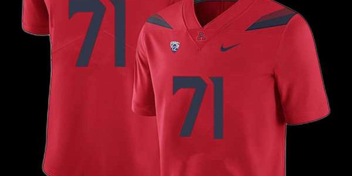 Dodgers star Yoshinobu Yamamoto sparks Niki Niwa dating rumors after Beverly Hills outing with Japanese mode