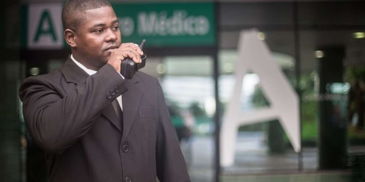 How Security Guards Handle Emergencies in Melbourne Properties