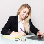 Amelia Jones Profile Picture