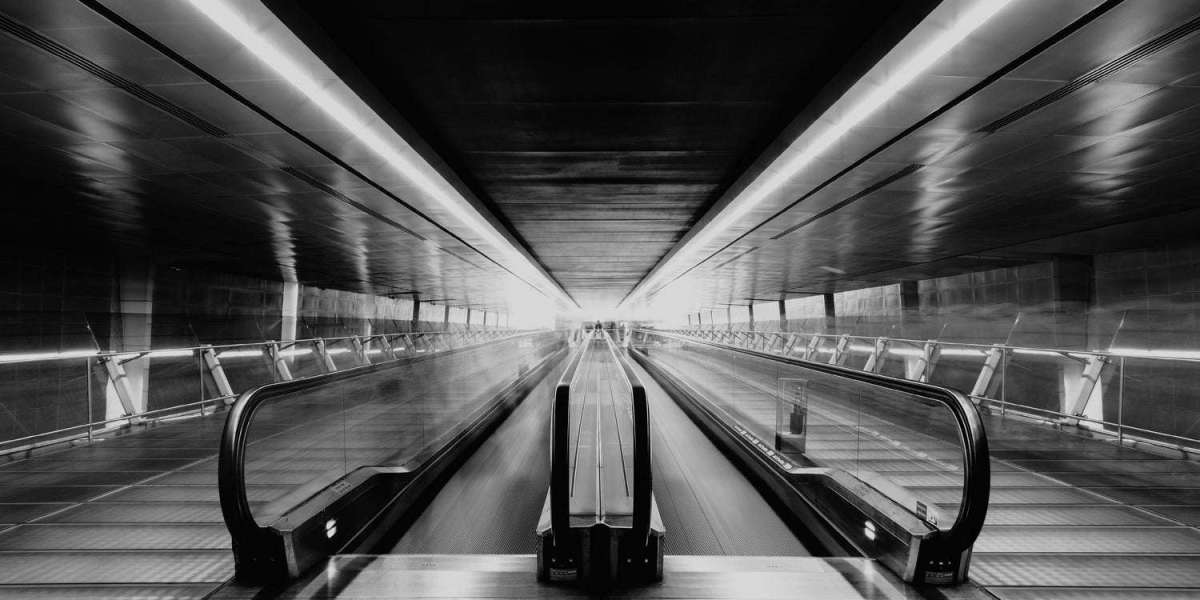 Escalator Rubber Handrail Replacement and Supply for Safe and Reliable Operation