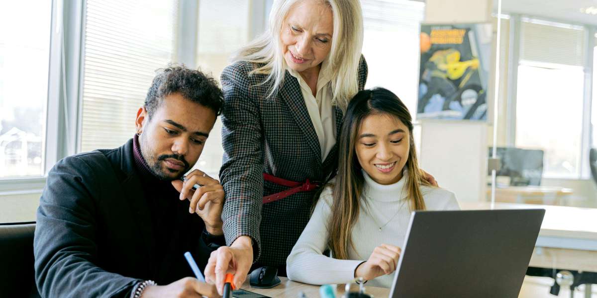 HR Admin Jobs in Dubai: Future Career Scope and Professional Growth Trends