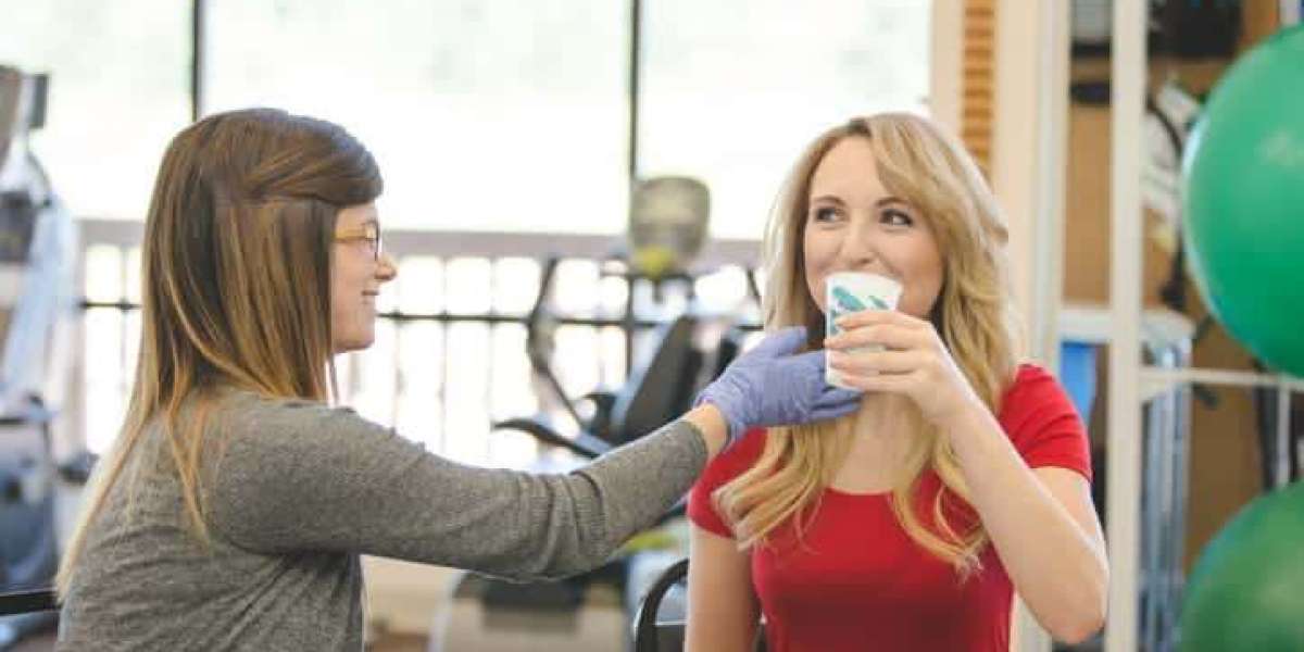 Speech Therapy at Home for Adults: Effective Exercises for Aphasia and Cognitive Communication