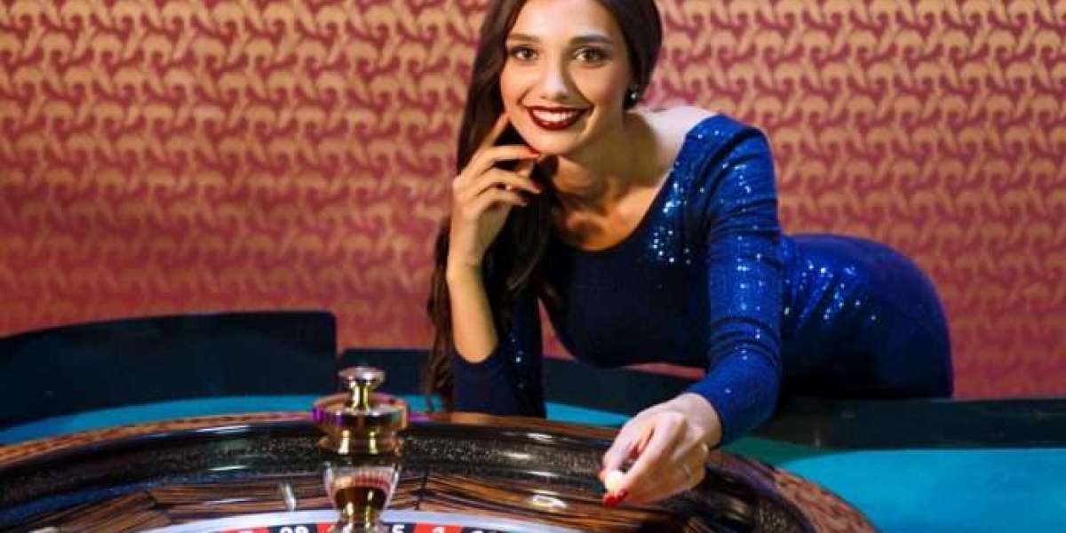 Exploring the World of Singapore Online Casino