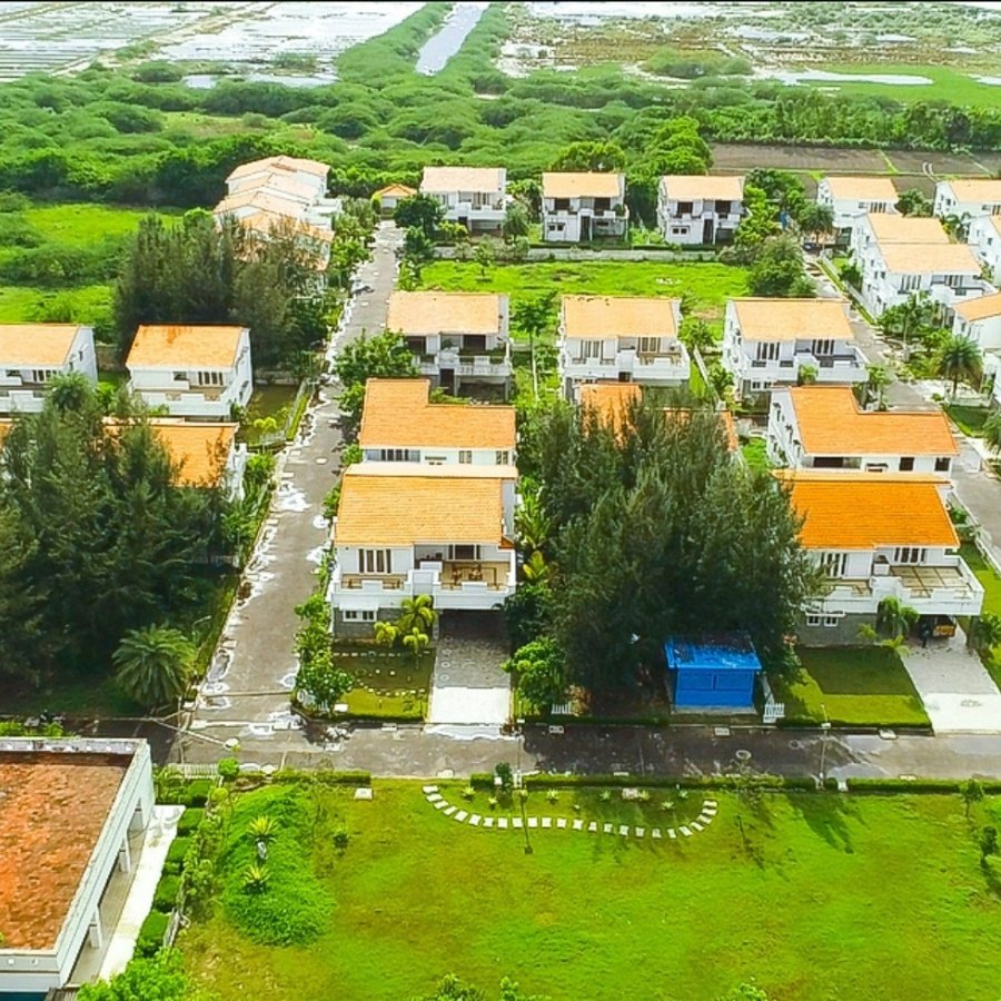 Best Family Villa Stays near ECR Chennai | Lush Garden