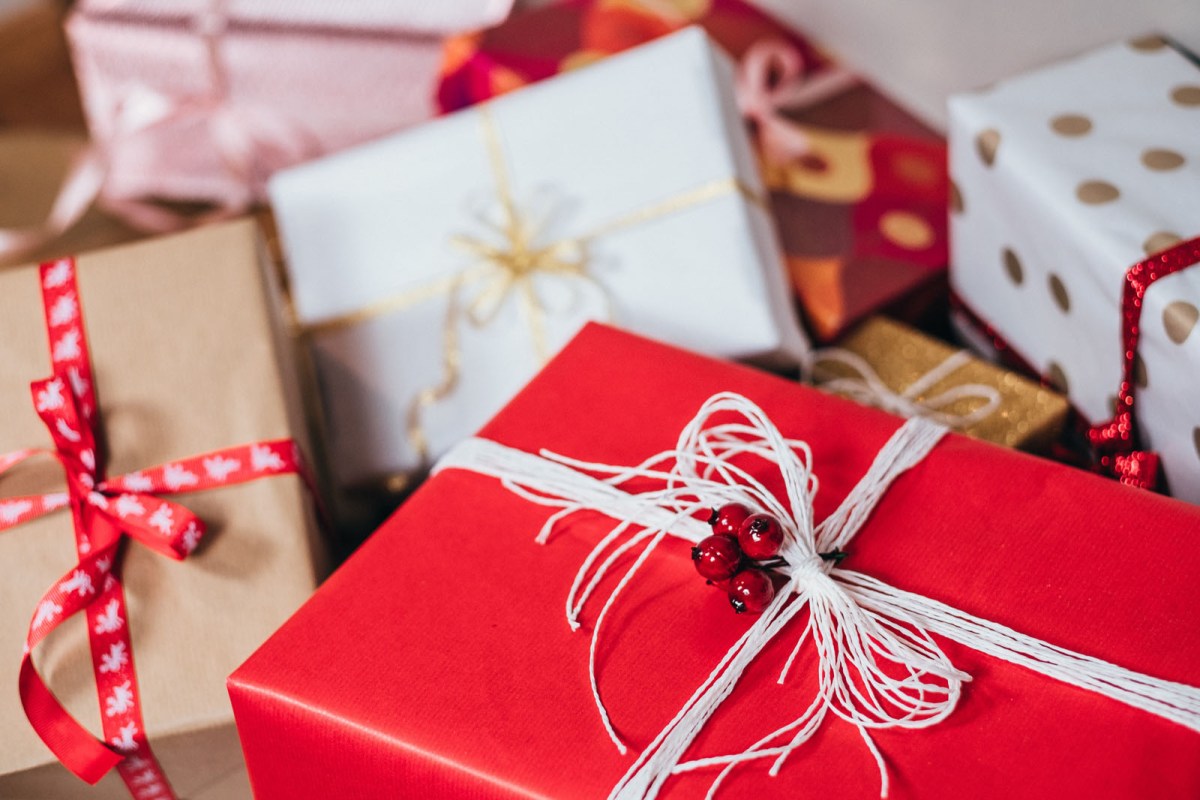 Accelerate Business Relationships through Personalized Gifting | Corp-Gift Vietnam