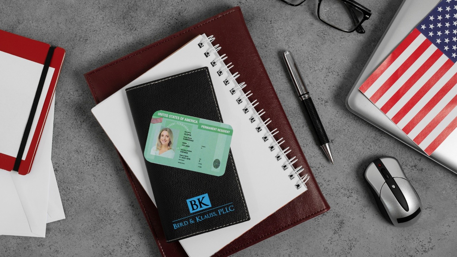 Green Card Holders: When Should You Apply for Citizenship?